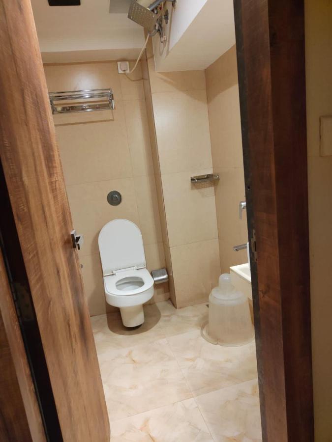 Hotel Byaris International By Bizzgrow Hotels มุมไบ ภายนอก รูปภาพ